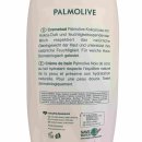 Palmolive Cremebad Naturals Kokos & Feuchtigkeitsmilch 6er Pack (6x 650 ml Flasche) + usy Block